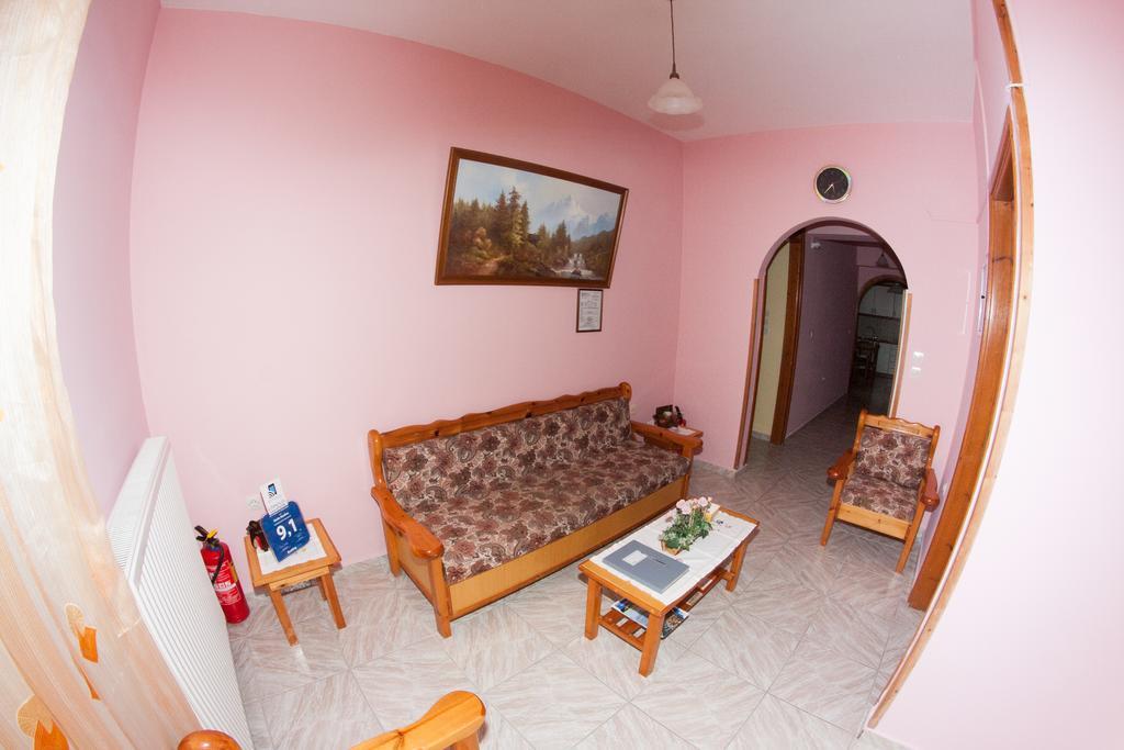 Stella Studios Lixouri Room photo